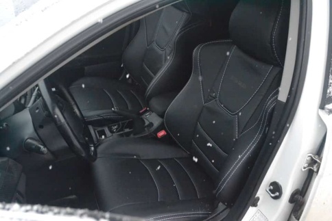 Динас  чехлы универсальные ПИЛОТ PILOT экокожа черный черный комплект    фото 4