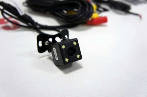 Sho-Me  Универсальная камера заднего вида угол 170 градусов CA-5570 LED с подсветкой    фото 10