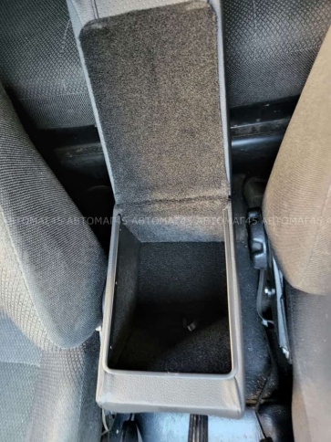 Подлокотник  Нива 2121 трехдверная Euro до 11.2019г экокожа    фото 6