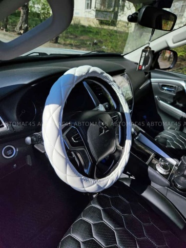 Maximal  оплетка руля кожа белая ромб белая нитка размер 37-39см R-01-WTWT   фото 4