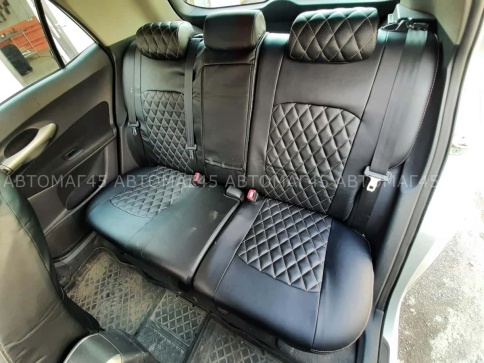 Авточехлы  Toyota Auris Тойота Аурис 2006-2013г экокожа черная бежевая нить ромб    фото 3