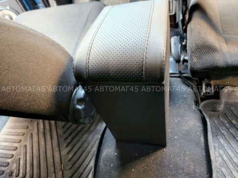 Подлокотник  Нива 2121 трехдверная Euro до 11.2019г экокожа    фото 5