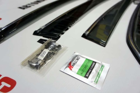 Дефлекторы окон Volkswagen Jetta A5 Фольцваген Джетта А5 2005-2010г хром молдинг комплект 4шт    фото 2