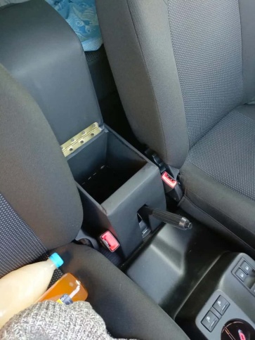 Подлокотник  Нива Урбан 2014-2026г Лада 4x4 экокожа    фото 5