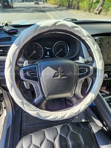 Maximal  оплетка руля кожа белая ромб белая нитка размер 37-39см R-01-WTWT   фото 3