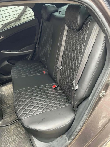 Авточехлы  Kia Rio Киа Рио 2011-2017г Hyundai Solaris 2011-2017г экокожа черн ромб черн.нить Барс   фото 2