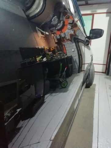 DoctorWax  полироль черная с полифлоном 300мл    фото 3