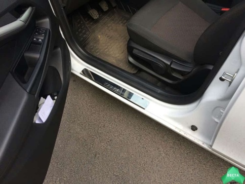 LIDER  Накладки на пороги  Лада Vesta Веста ВАЗ 2180 седан 4 шт нержавейка    фото 6