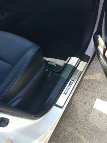 OEM  Накладки на пороги  Toyota RAV4 XA40 Тойота Рав4 ХА40 2013-2019г 4 шт нержавейка и пластик    фото 2