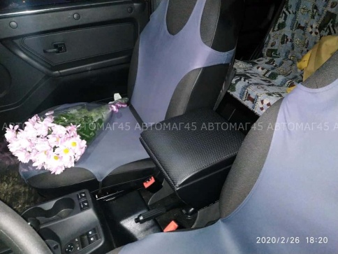 Подлокотник  Нива Ваз 2131 пятидверная до 11.2019г экокожа эко    фото 1