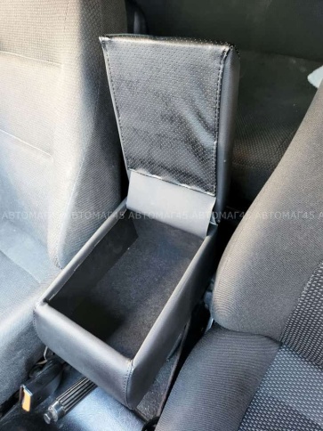 Подлокотник  Нива трехдверная Daewoo Nexia BMW 520 e34 Audi 80 до 11.2019г экокожа    фото 5