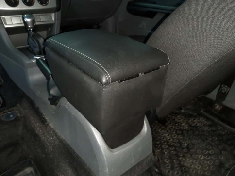 Подлокотник  Ford Focus 2 Форд Фокус 2 2004-2011г экокожа    фото 5