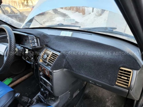 Накидка на панель ВАЗ 2110 старого образца одна часть карпет  фото 1