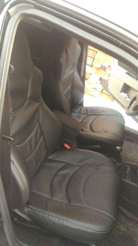 Recaro  чехлы универсальные экокожа черный черный комплект    фото 5