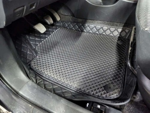 Коврики универсальные с бортиком экокожа съемный eva черный комплект 5шт    фото 5