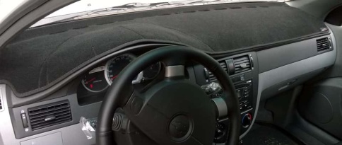 Накидка на панель Daewoo Gentra Дэу Джентра 2013-2016г Chevrolet Lacetti Лачетти седан карпет фото 1