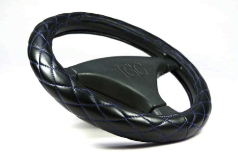 IGG  721 оплетка руля экокожа черный стеганый с синей отстрочкой    фото 2