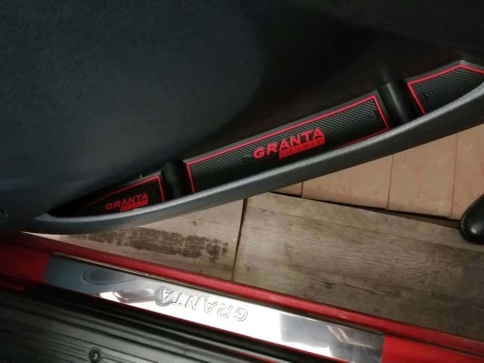 Коврики в ниши Лада Гранта Lada Granta FL 2018-2025г красные буквы 13пр. фото 3