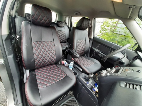 Авточехлы  Kia Soul Киа Соул 2018-2022г 3 поколение экокожа черная красная нить ромб    фото 1