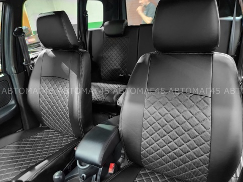 Авточехлы  Нива Шевроле Niva 2014-2020г Нива Travel с 2020г экокожа черная с серой ниткой ромб фото 3