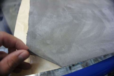 Алькантара  самоклеющаяся серебро 1х1,5м    фото 5