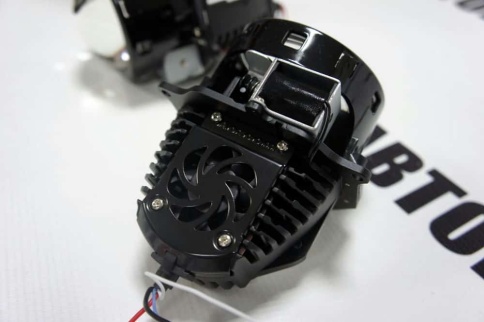 Aozoom  A3+ MAX Eagle eye B-007 светодиодные Би-Led линзы 3.0" 12V 35W 5500K 4000Lm гарантия 12 мес фото 10