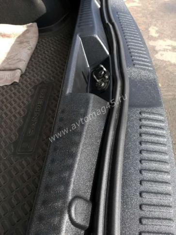 Русская Артель  Накладка на порожек багажника Renault Sandero с 2014г Sandero Stepway с 2014г фото 6