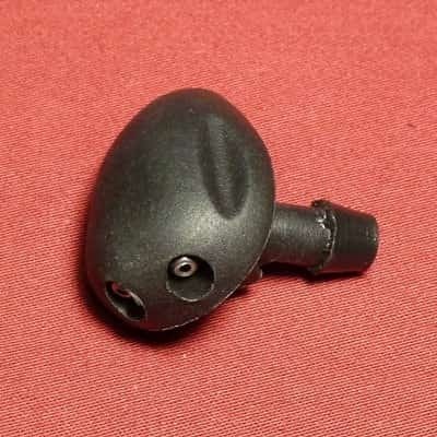 F157 Форсунка стеклоомывателя лобового стекла Renault Dacia фото 1