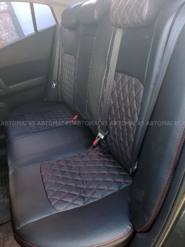 Авточехлы  Mazda 3 Мазда 3 2003-2009г экокожа черная красная нить ромб    фото 4