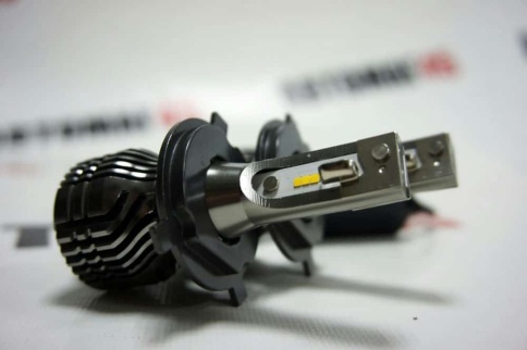 EVO Q5 чип CSP LED 2шт H4 12В 20W 4300К 3000Lm с обманкой гарантия 5мес    фото 3