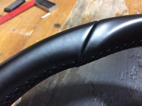 Motip  краска для кожи черная матовая аэрозоль 200мл    фото 4