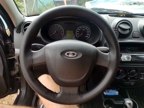 AVS  оплетка руля под шнуровку экокожа перф черная размер М диаметр 37-39см обхват 10см фото 2