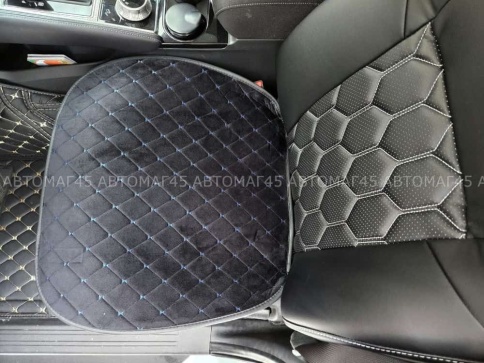 Maximal  Накидка на сиденье на силиконе велюр черный c синей ниткой 55 x 50 см 1шт    фото 5