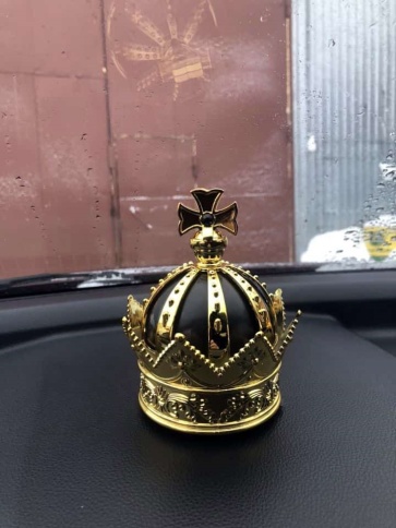 Skyway  ароматизатор на панель жидкий с дозатором Корона новая машина    фото 1